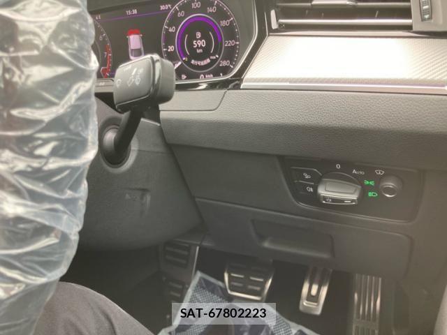 VolksWagen ARTEON 2020-09 8232378-16