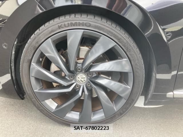 VolksWagen ARTEON 2020-09 8232378-3