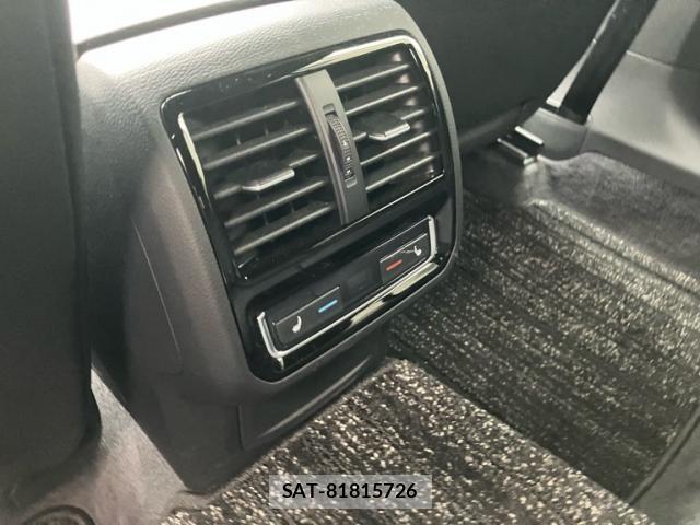 VolksWagen ARTEON 2018-04 8318052-9