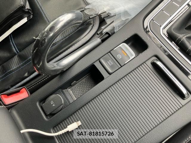 VolksWagen ARTEON 2018-04 8318052-21