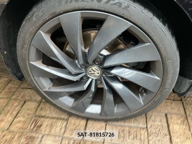 VolksWagen ARTEON 2018-04 8318052-3