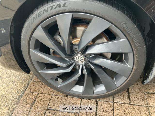 VolksWagen ARTEON 2018-04 8318052-5