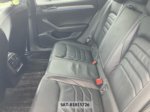 VolksWagen ARTEON 2018-04 8318052-8