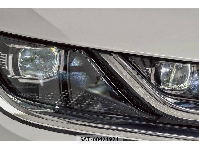 VolksWagen ARTEON 2023-03 8318050-12