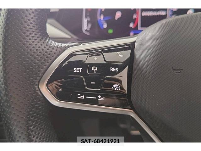 VolksWagen ARTEON 2023-03 8318050-17