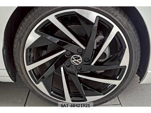 VolksWagen ARTEON 2023-03 8318050-23