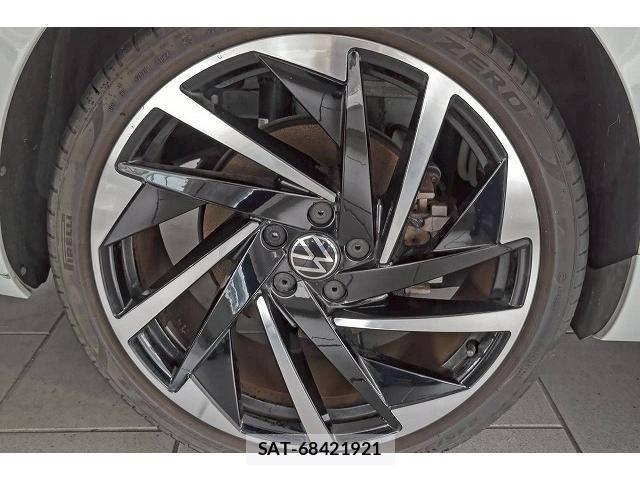 VolksWagen ARTEON 2023-03 8318050-24