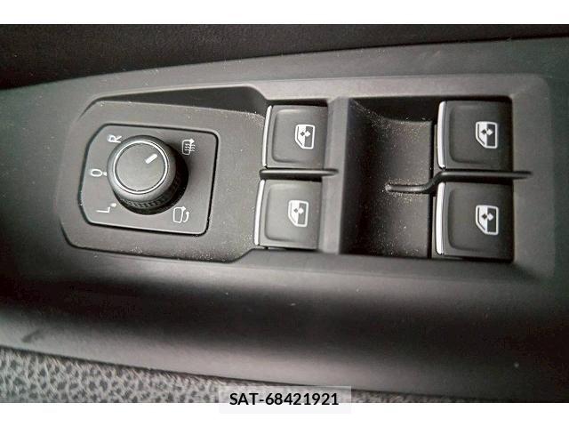 VolksWagen ARTEON 2023-03 8318050-29