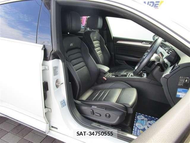 VolksWagen ARTEON 2019-05 8318051-11