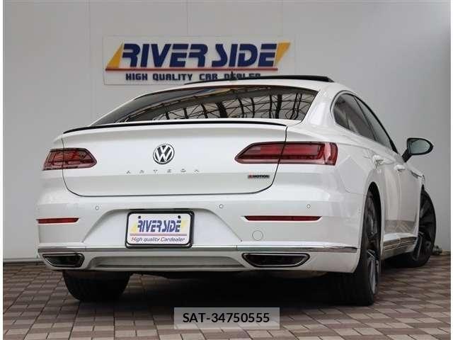 VolksWagen ARTEON 2019-05 8318051-20