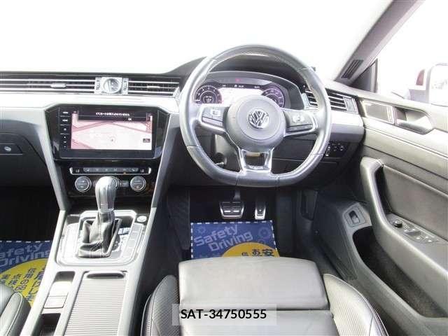 VolksWagen ARTEON 2019-05 8318051-25