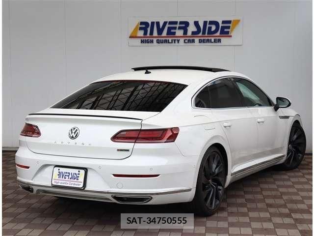 VolksWagen ARTEON 2019-05 8318051-2