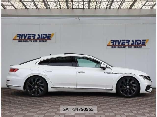 VolksWagen ARTEON 2019-05 8318051-3