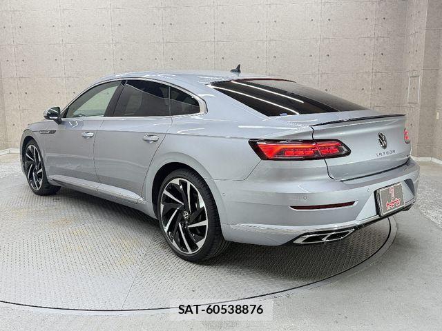 VolksWagen ARTEON 2022-05 8334935-10
