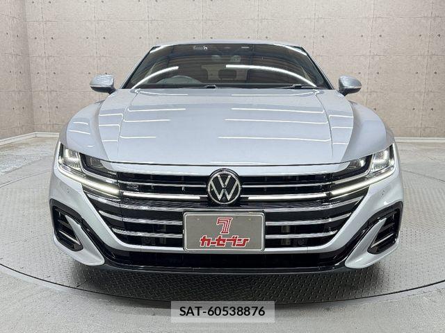 VolksWagen ARTEON 2022-05 8334935-6