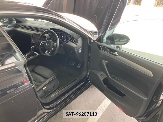 VolksWagen ARTEON 2017-11 8372374-14