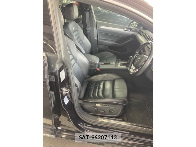 VolksWagen ARTEON 2017-11 8372374-16