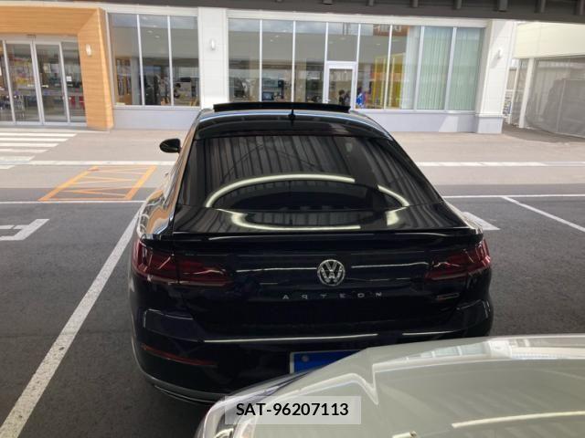 VolksWagen ARTEON 2017-11 8372374-3