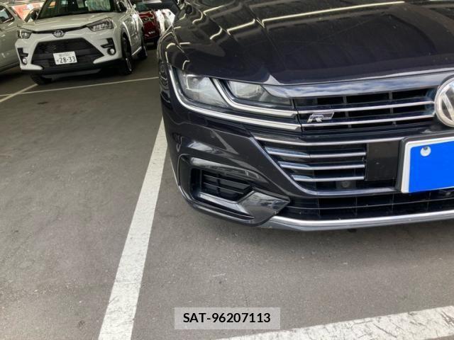 VolksWagen ARTEON 2017-11 8372374-5