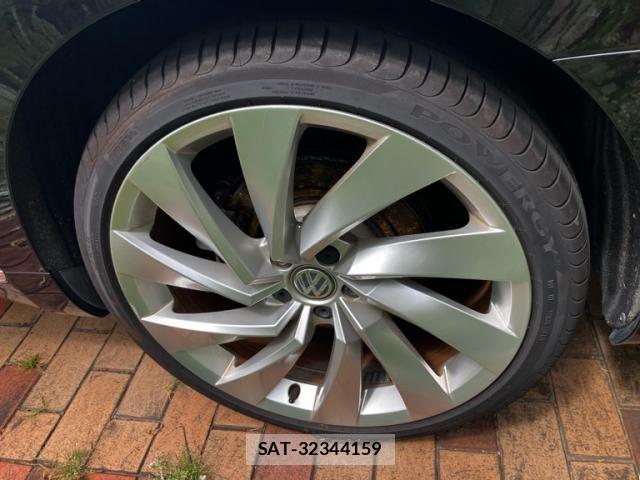 VolksWagen ARTEON 2019-10 8372372-6