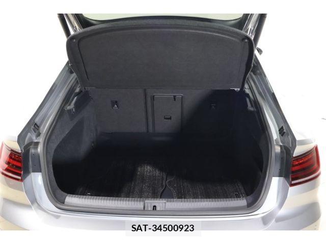 VolksWagen ARTEON 2018-03 8564076-9