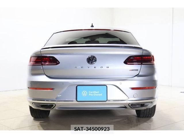VolksWagen ARTEON 2018-03 8564076-12