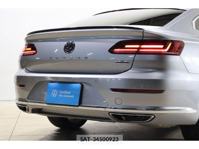 VolksWagen ARTEON 2018-03 8564076-19