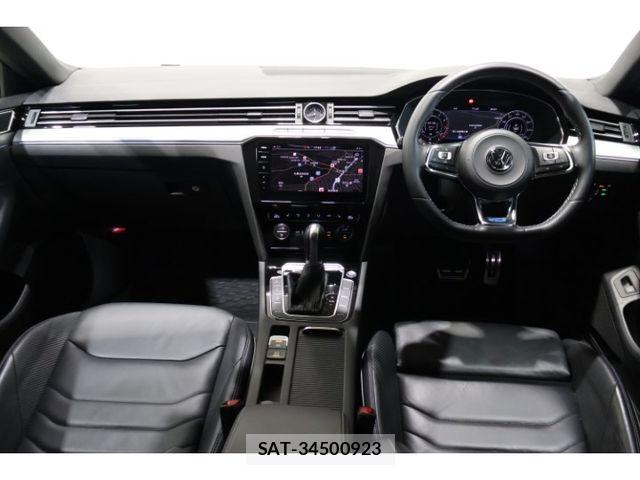 VolksWagen ARTEON 2018-03 8564076-22