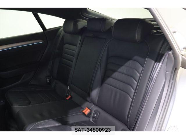 VolksWagen ARTEON 2018-03 8564076-6