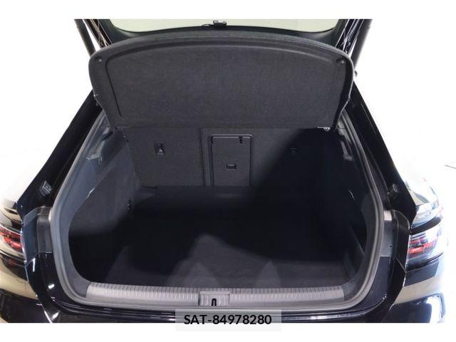 VolksWagen ARTEON 2022-01 8629721-9