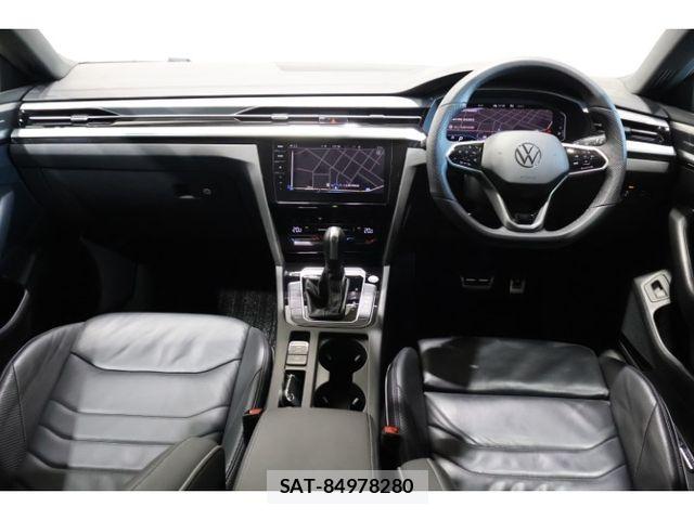 VolksWagen ARTEON 2022-01 8629721-21