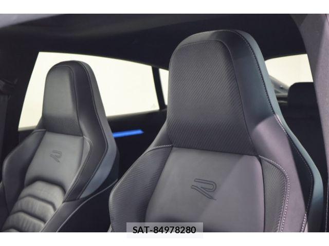 VolksWagen ARTEON 2022-01 8629721-4