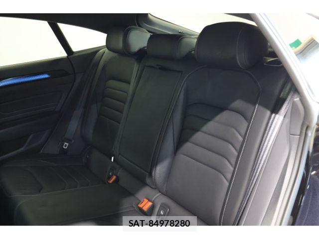 VolksWagen ARTEON 2022-01 8629721-6