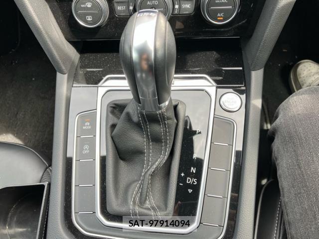 VolksWagen ARTEON 2019-10 8662378-19