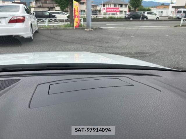 VolksWagen ARTEON 2019-10 8662378-23