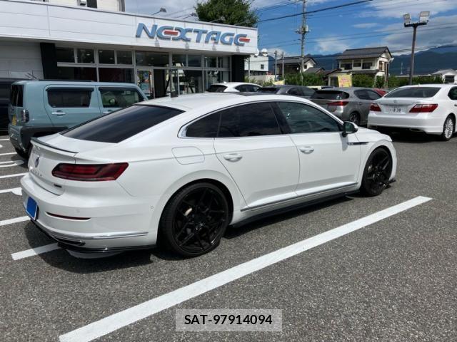 VolksWagen ARTEON 2019-10 8662378-2