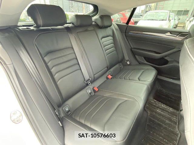 VolksWagen ARTEON 2019-03 8667135-9