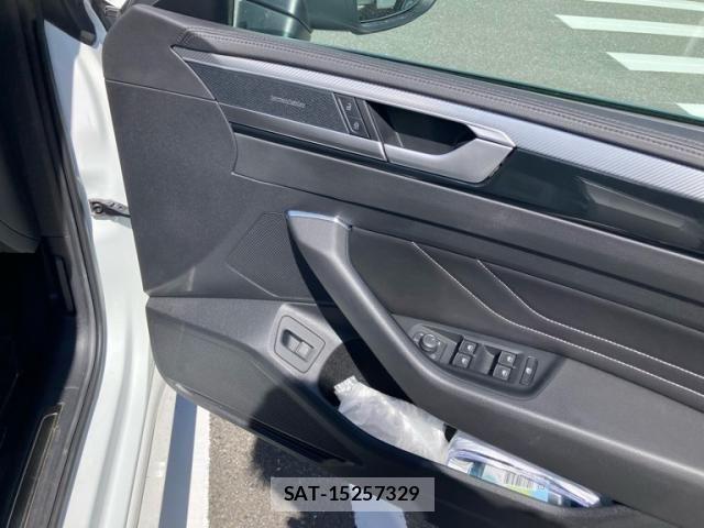 VolksWagen ARTEON 2022-12 8686920-11