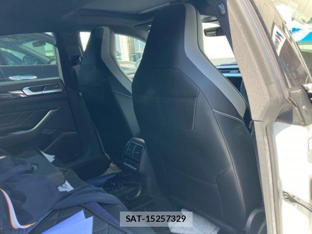 VolksWagen ARTEON 2022-12 8686920-17
