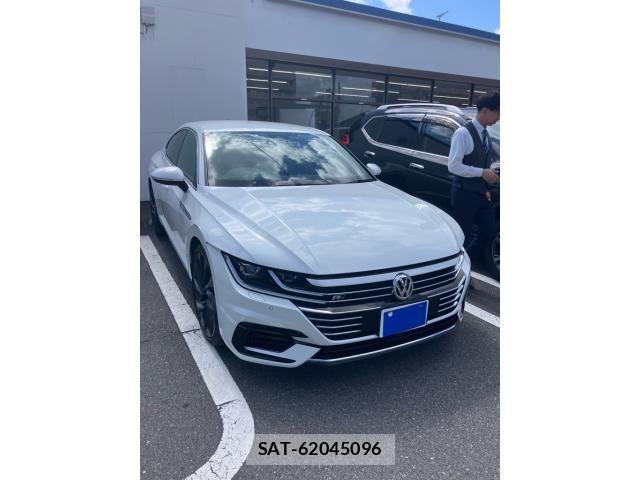 VolksWagen ARTEON 2018-07 8832470-3