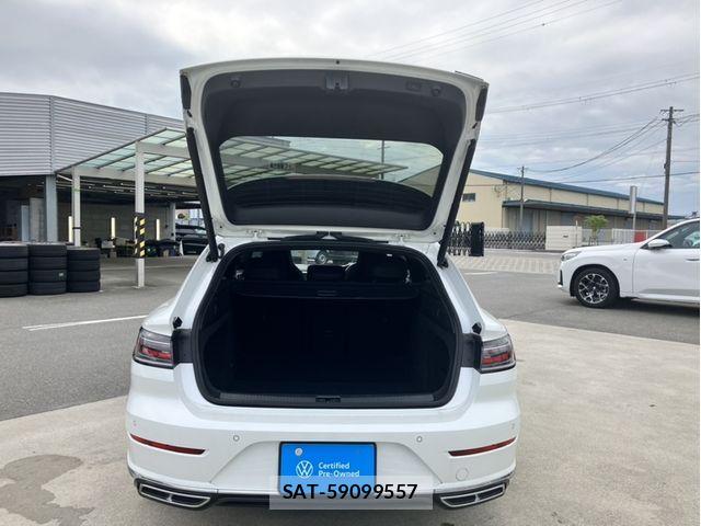 VolksWagen ARTEON 2021-07 7964379-14