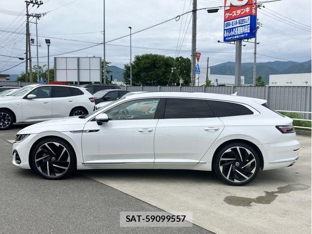 VolksWagen ARTEON 2021-07 7964379-16
