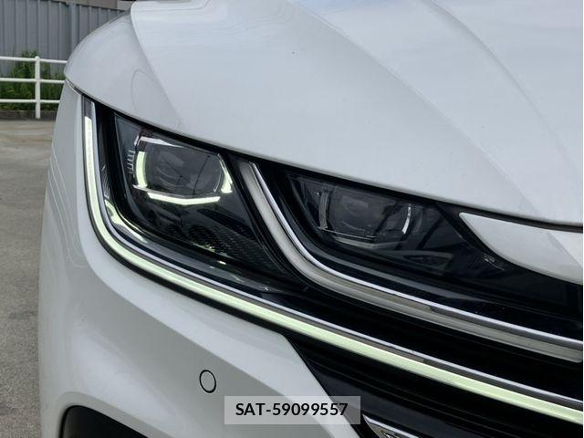 VolksWagen ARTEON 2021-07 7964379-2