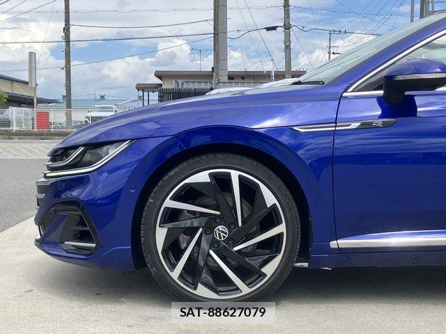 VolksWagen ARTEON 2022-11 8686921-5