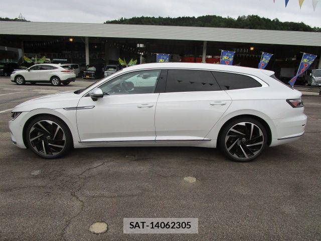VolksWagen ARTEON 2021-08 8882950-1