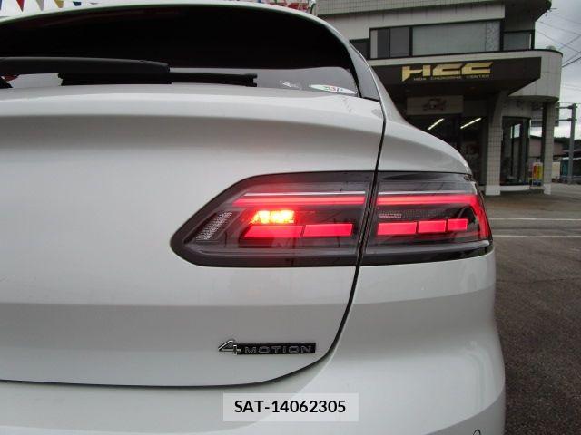 VolksWagen ARTEON 2021-08 8882950-21