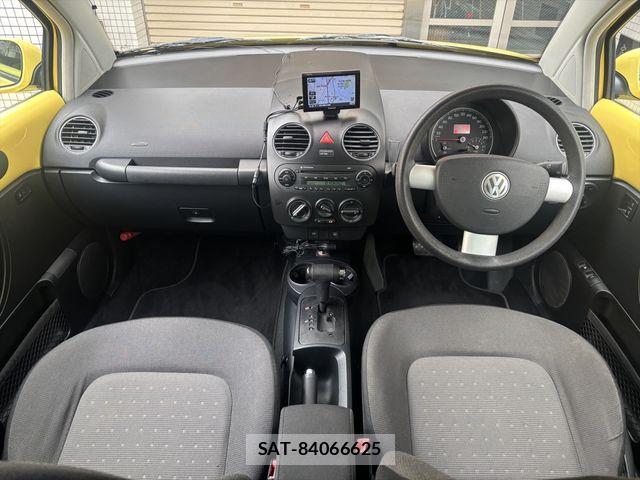 VolksWagen BEETLE 2009-06 890379-12