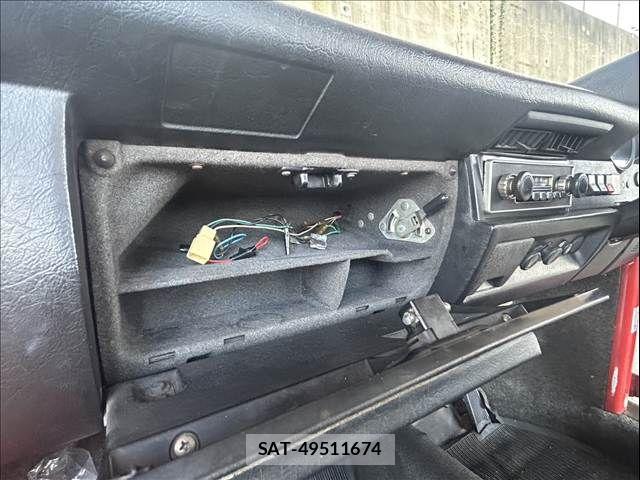 VolksWagen BEETLE 1974-10 7458818-27