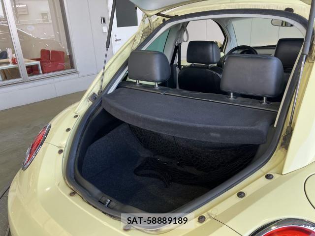 VolksWagen BEETLE 2006-01 8232380-21