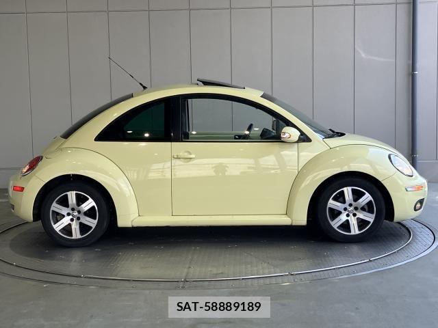 VolksWagen BEETLE 2006-01 8232380-26